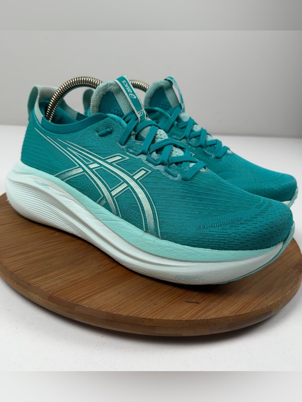 ASICS Gel-Nimbus 27 Women's Teal Athletic Running Shoes
